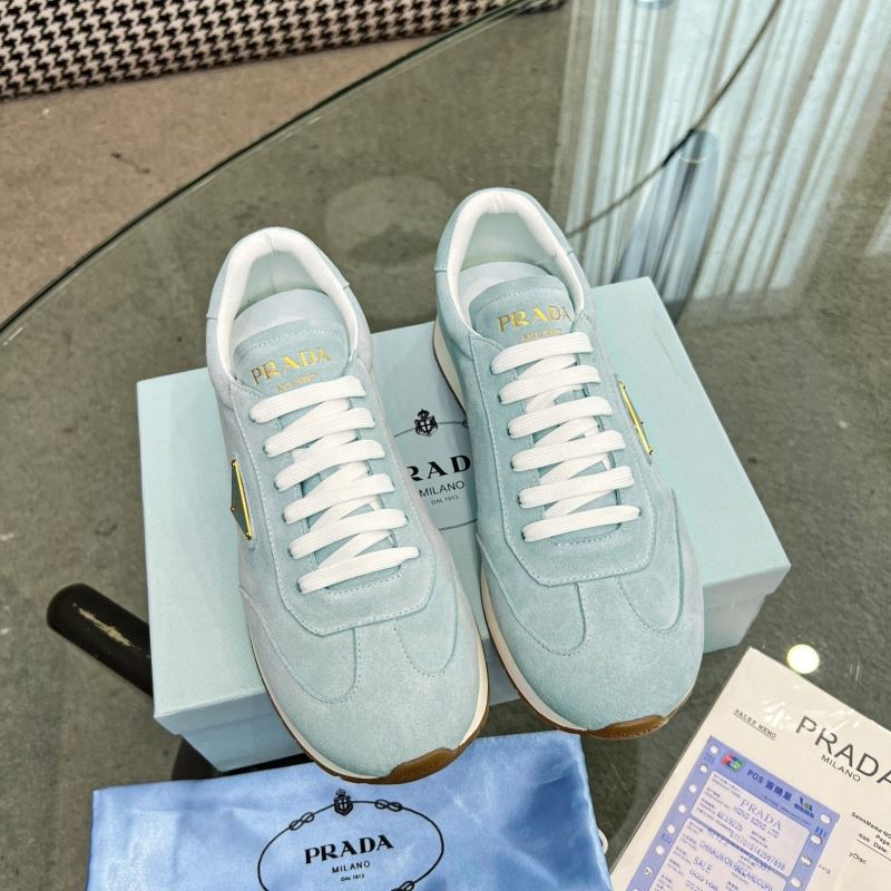 Pra*a casual shoes